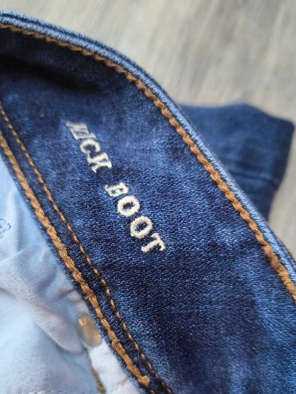 Mid Rise Kick Boot w/29" Inseam👖 sac417 American Eagle Size 12 - Picture 3 of 5
